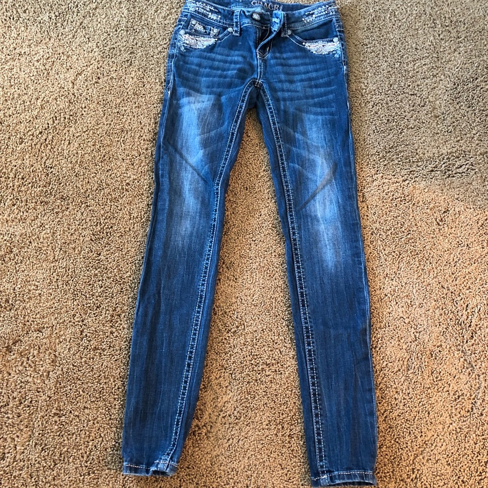 Grace in LA skinny jeans